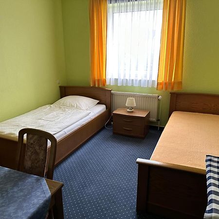 Haus Pegasus Hotel Garbsen Quarto foto
